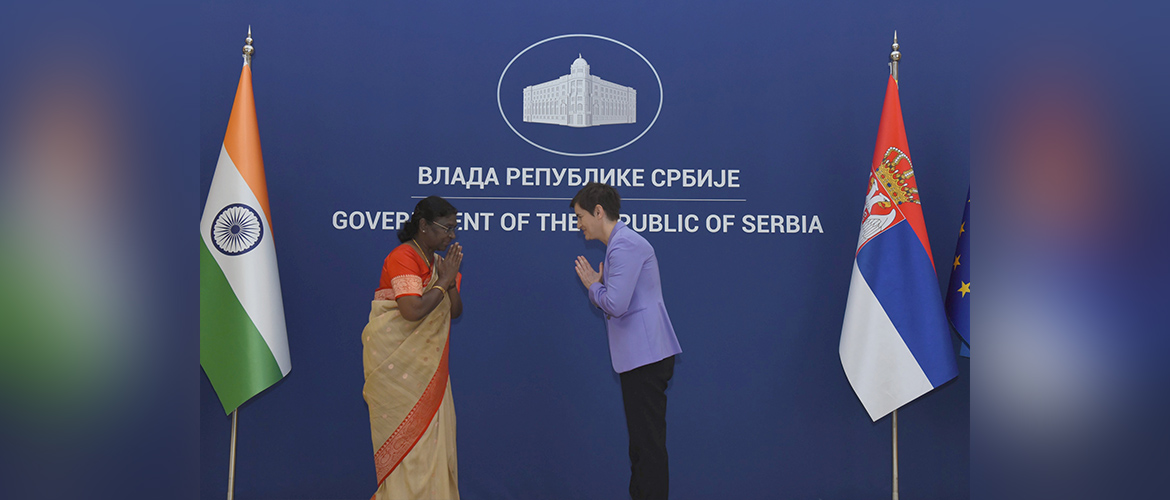  Smt. Droupadi Murmu, Hon'ble President was separately welcomed by Prime Minister of Serbia on 8th June 2023
